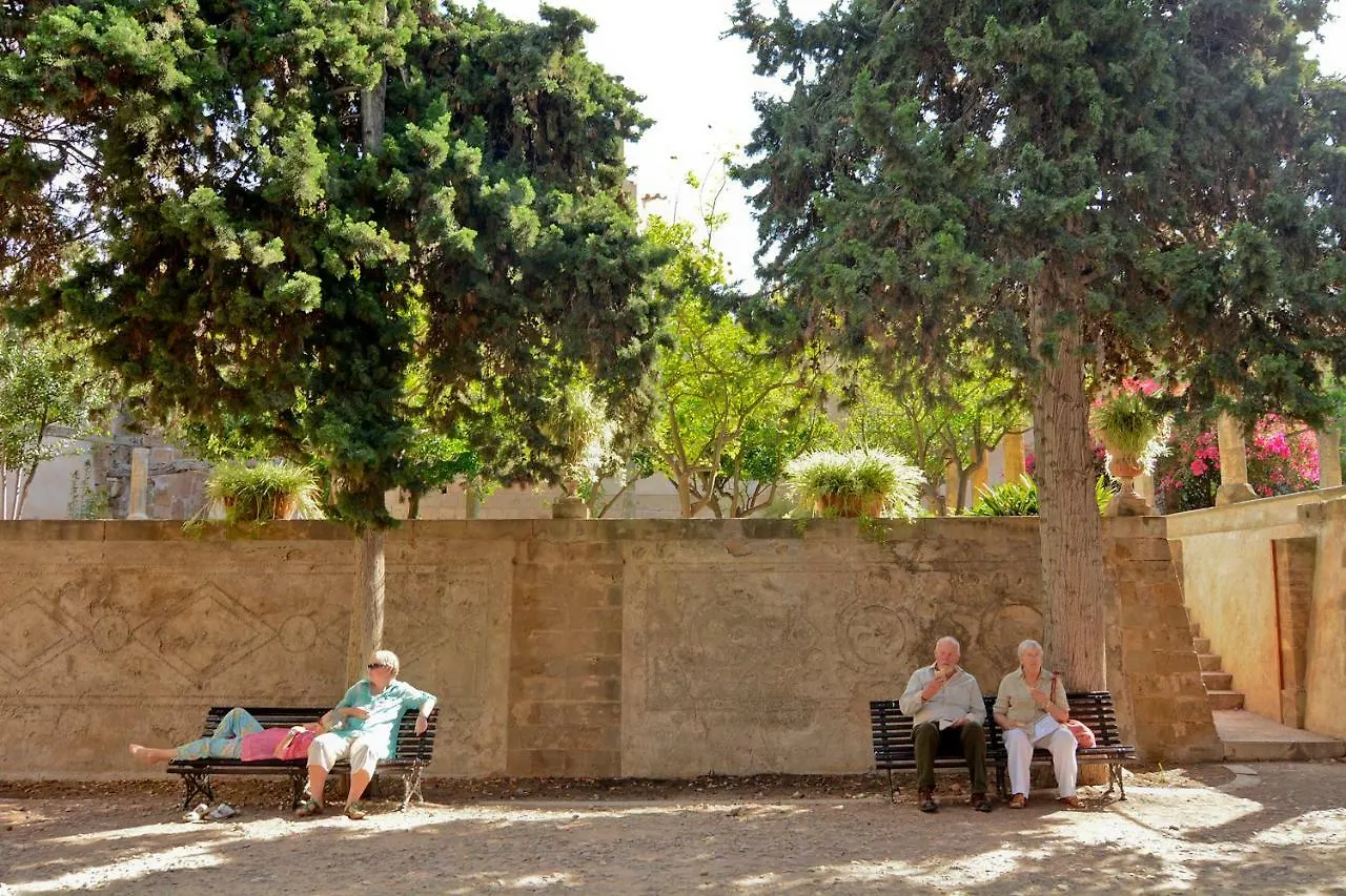 Holiday home Townhouse In Palma 300 Mts To The Beach Spain